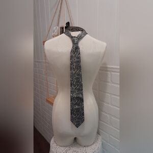 Vintage light purple paisley tie
